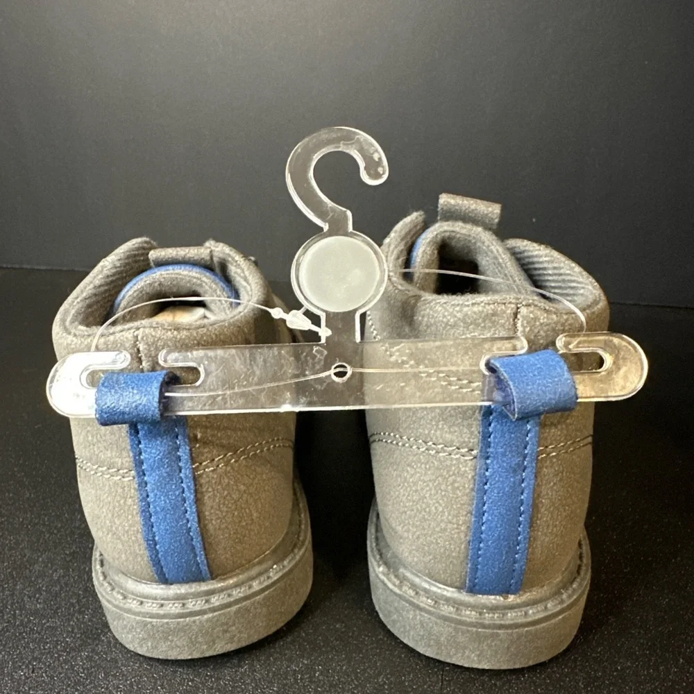 Carter's Toddler‎ Boys Hiking Boots Size 8M Gray Blue Donnie Style Lace-Up